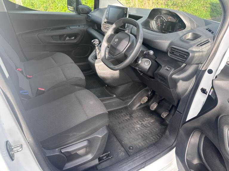 Photo 18-11-2025, 10 48 05