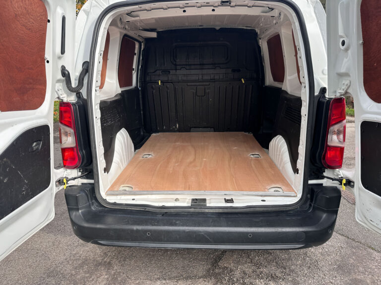 Photo 24-10-2025, 11 55 57