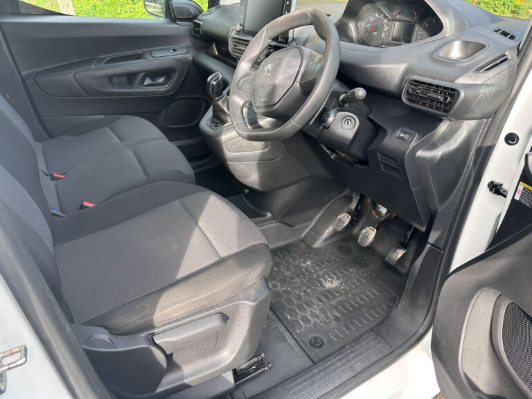 Photo 24-10-2025, 11 56 17